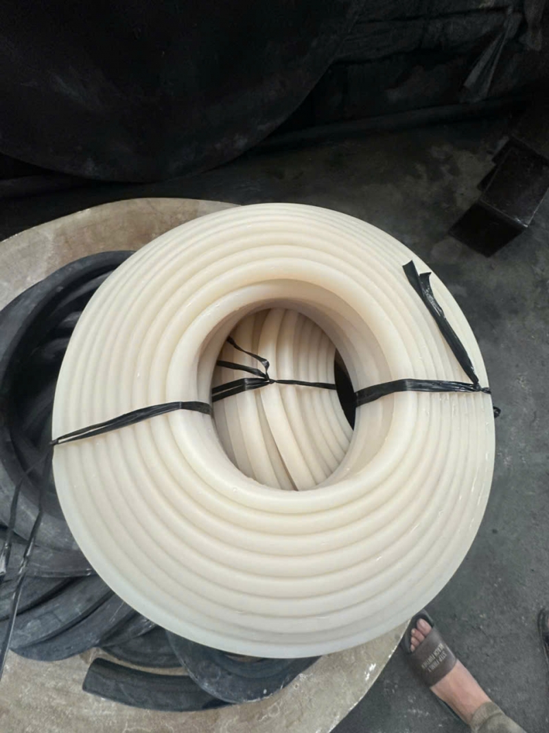 Silicon sợi đùn liên tục